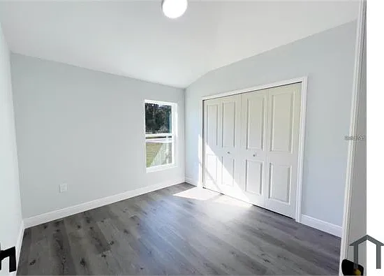 221 Locust Pass Ln — Photo 5