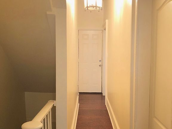 5th image of 77 Liberty St #1