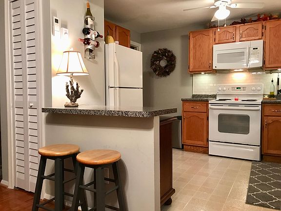 electric stove, microwave & dishwasher