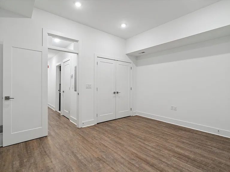 1328 N Franklin St #1F — Photo 12