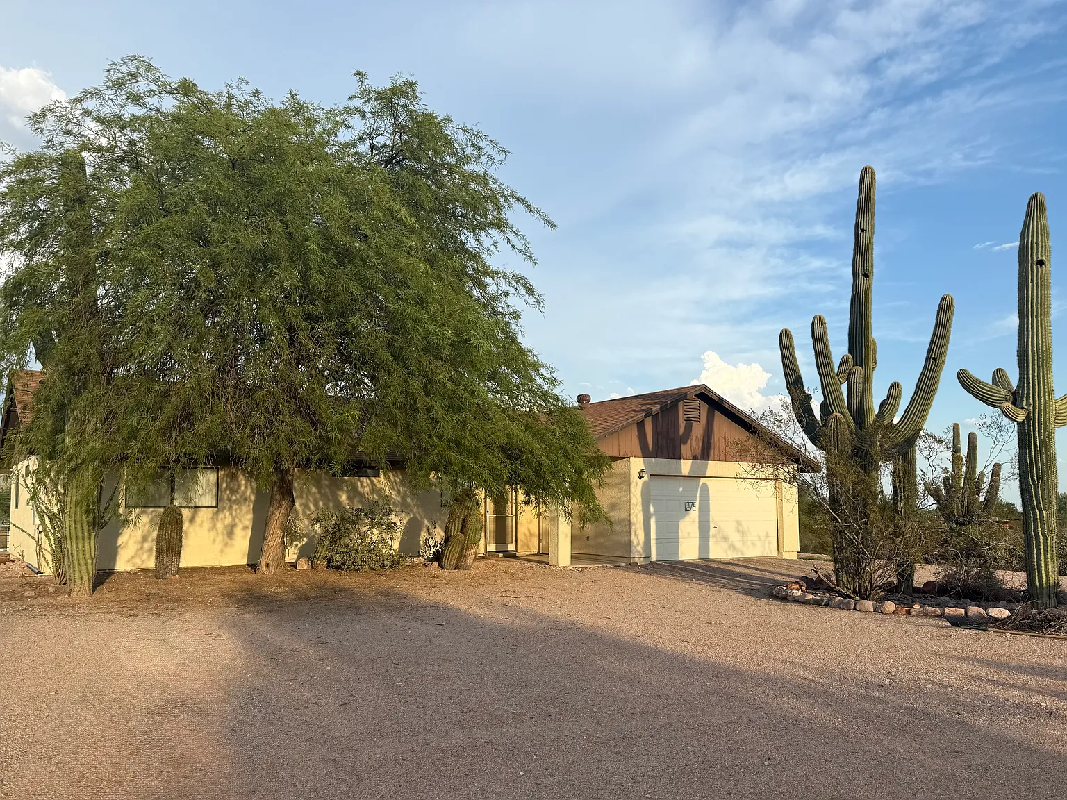 3 bed, 2.5 bath, 1500 sqft, $2,800 — Photo 1
