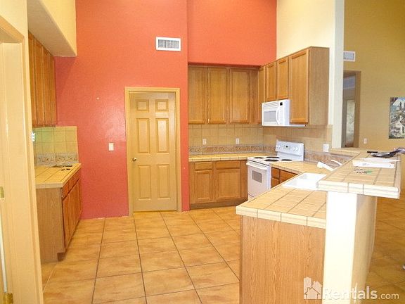 4th image of 10585 E Joseph Parella Pl