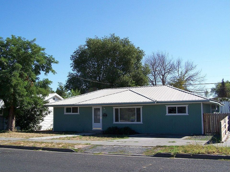 1st image of 545 Canterbury Ln