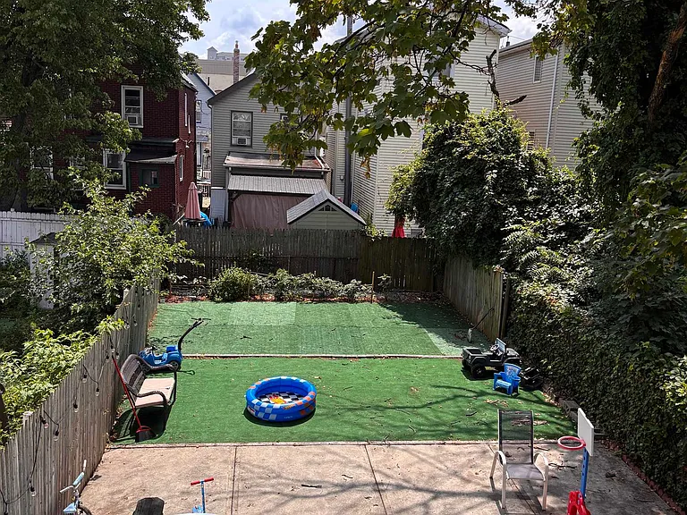 5208 Tonnelle Ave — Photo 13