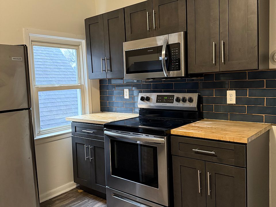 1st image of 120 N 18th St #3