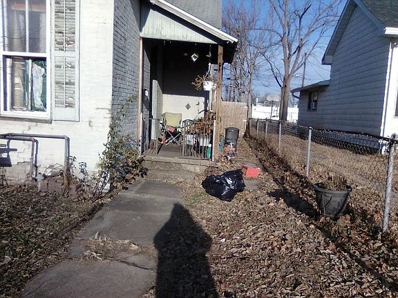 4th image of 1010 N 9th St