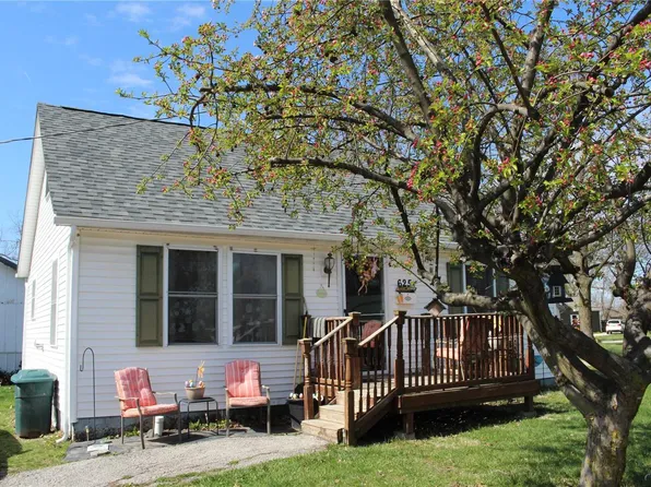 625 N Cherry St, Montgomery City, MO 63361