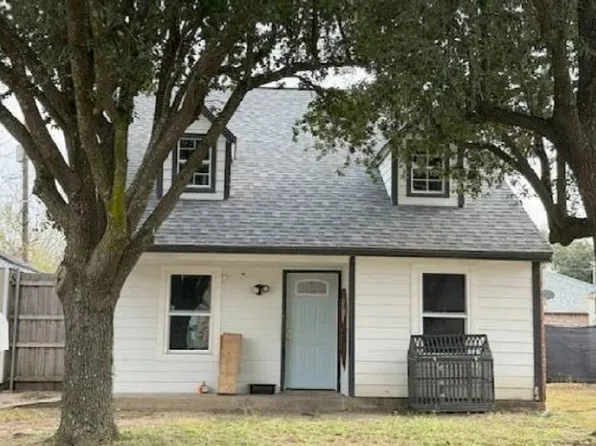 108 Marvin Gdns, Waxahachie, TX 75165