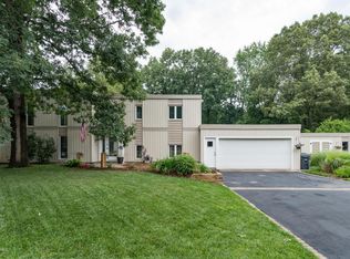 647 Aquaview Dr, Kalamazoo, MI 49009