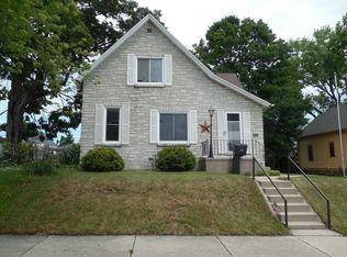 408 Montana Ave, South Milwaukee, WI 53172