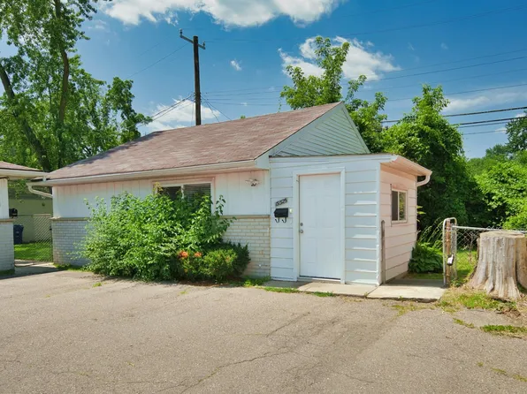 19325 Beech Daly Rd, Redford, MI 48240