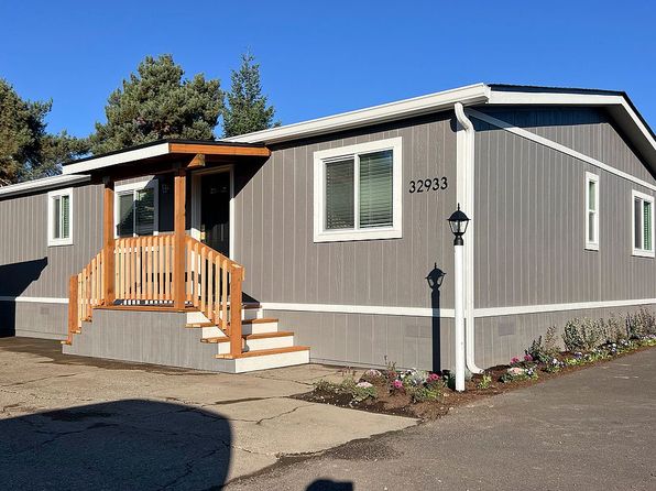 32933 SW Plum Tree Ct