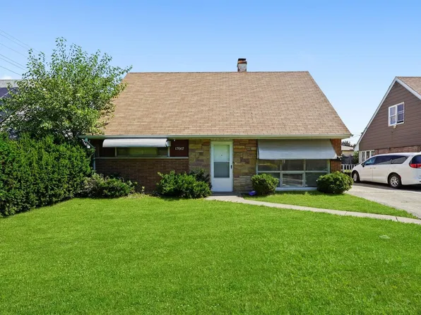 17007 Oakwood Ave, Lansing, IL 60438