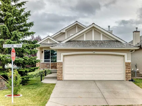 1 N Glenvista Pl, Cochrane, AB T4C 2K2