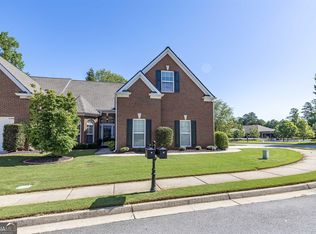 400 Brookes Walk, Woodstock, GA 30188