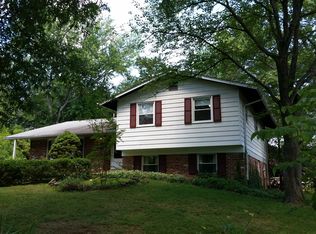 11823 Kim Pl, Rockville, MD 20854