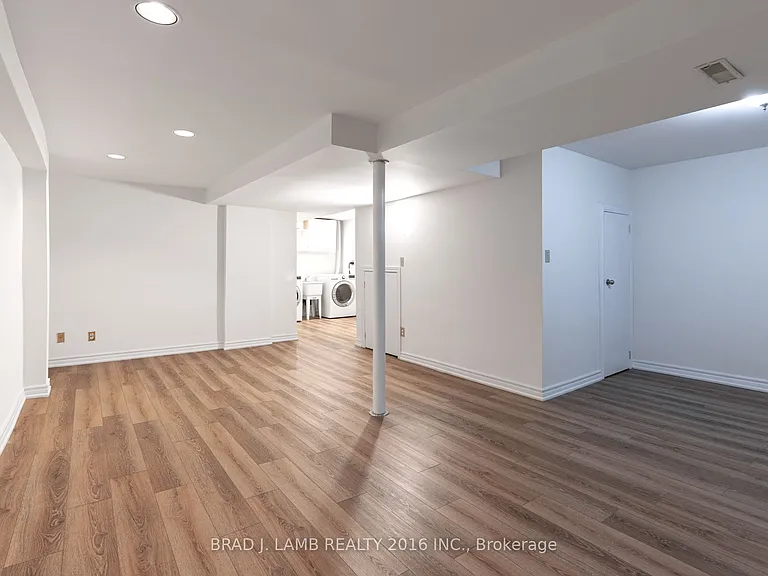 405 Hyacinthe Blvd #Townhouse 12 — Photo 14
