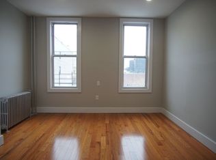 1507 Gates Ave #2C, Brooklyn, NY 11237