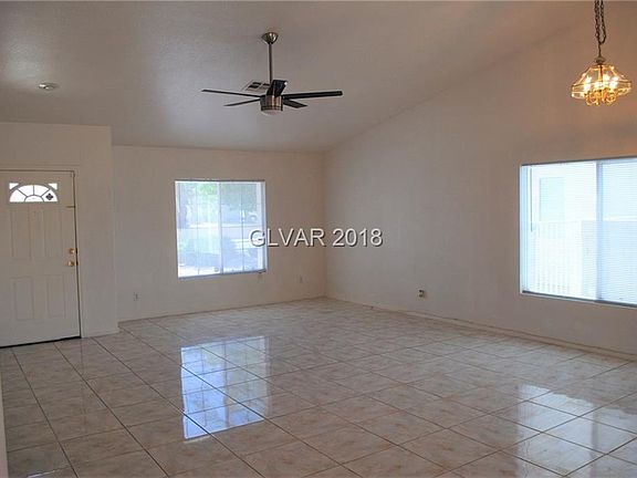 3rd image of 3420 Helmsley Ave