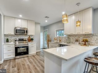 10879 Hilltop Ln S, Columbia, MD 21044
