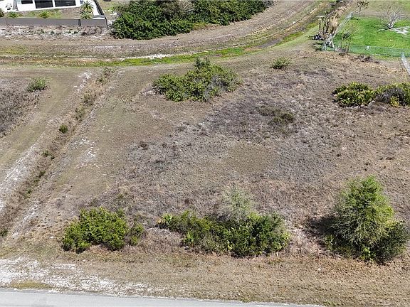 2nd image of 419 Pelham Rd