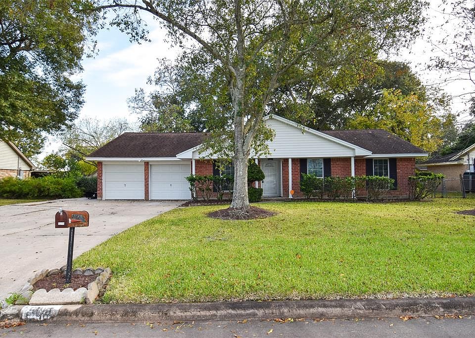 1st image of 5018 Briarbrook Dr