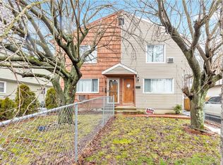 107 Pond St, Bridgeport, CT 06606