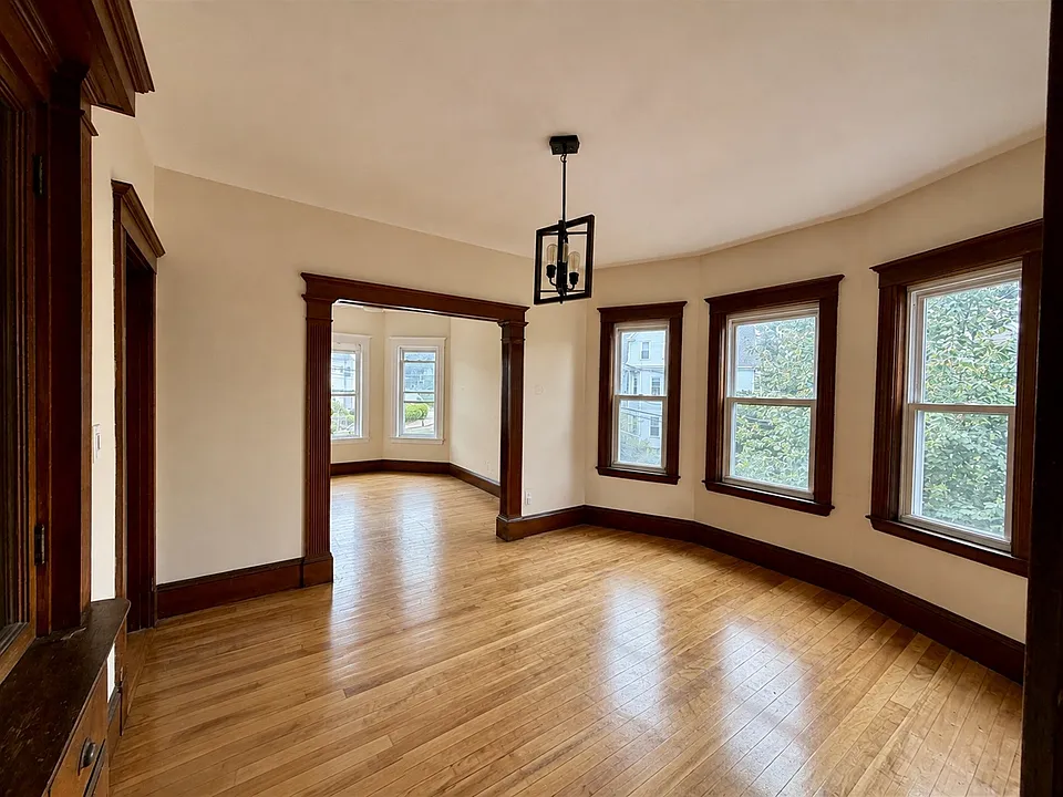 14 Warner St