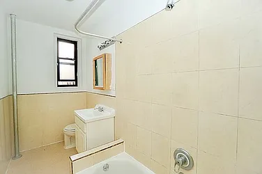 Rented by Bruma Realty LLC