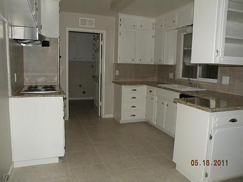 4th image of 831 E Birch Ave