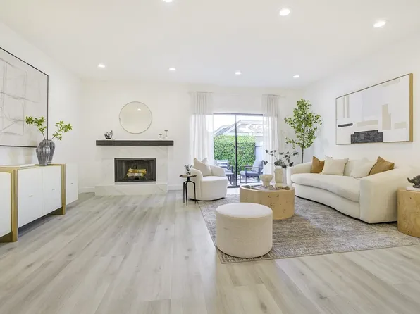 857 Canis Ln, Foster City, CA 94404