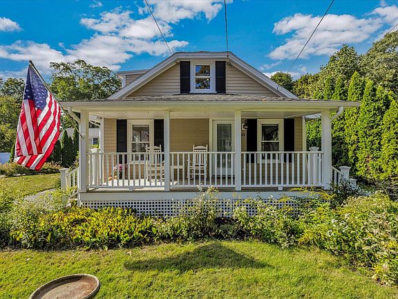 2nd image of 33 Oakwood Avenue