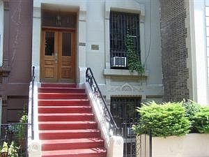1st image of 131 W 82nd St APT 6A