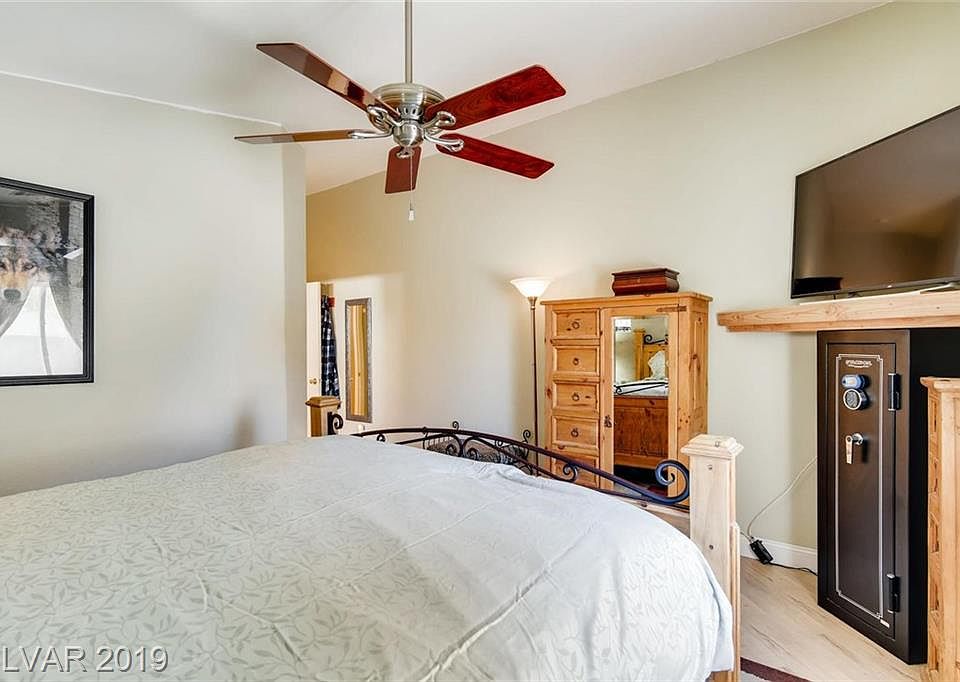1st image of 605 Blossom Berry Ct