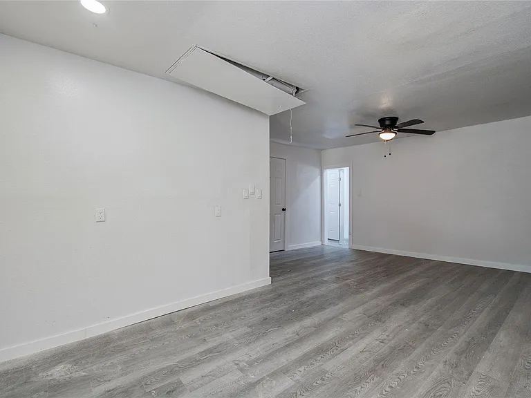 619 River Plantation Dr — Photo 15