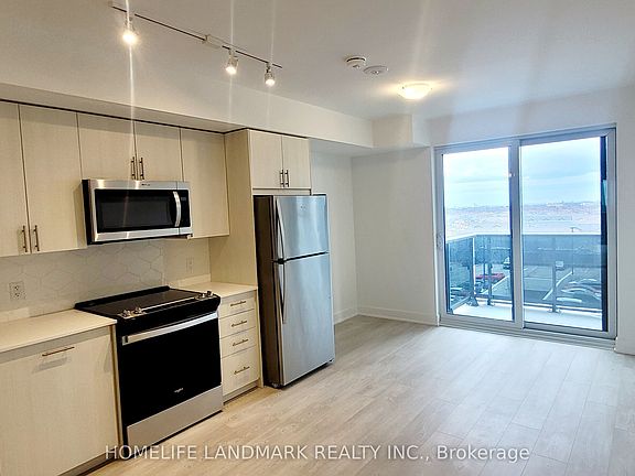 3rd image of 2545 Simcoe St N #724