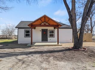 2837 May St, Fort Worth, TX 76110