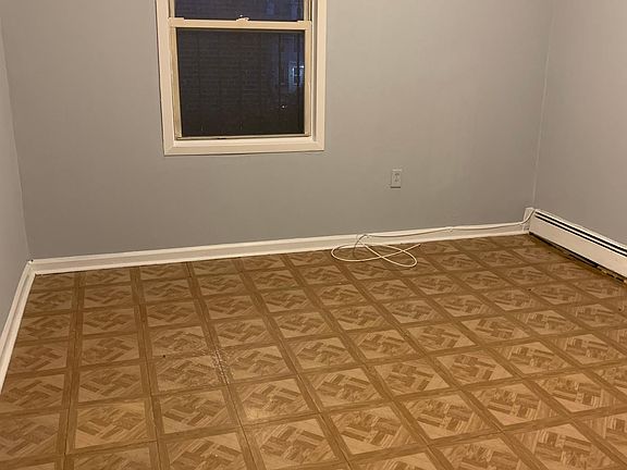 3rd image of 84 Woodside Pl Floor 2