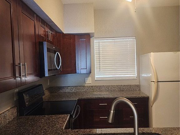 3rd image of 8408 Bernwood Cove Loop #1711