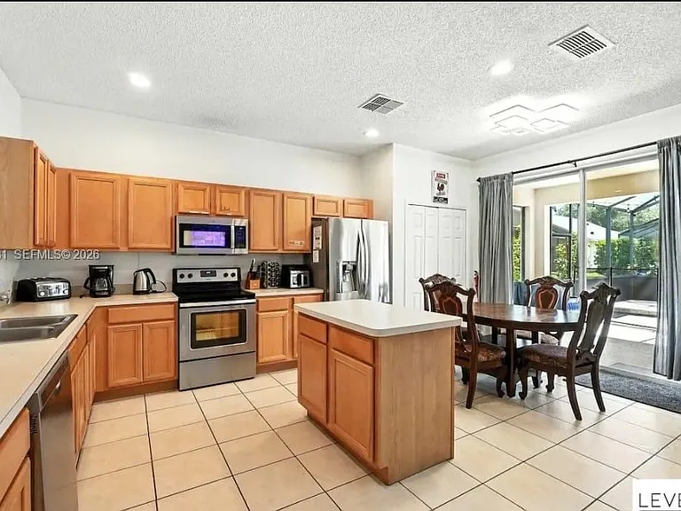 8520 Sunrise Key Dr — Photo 5