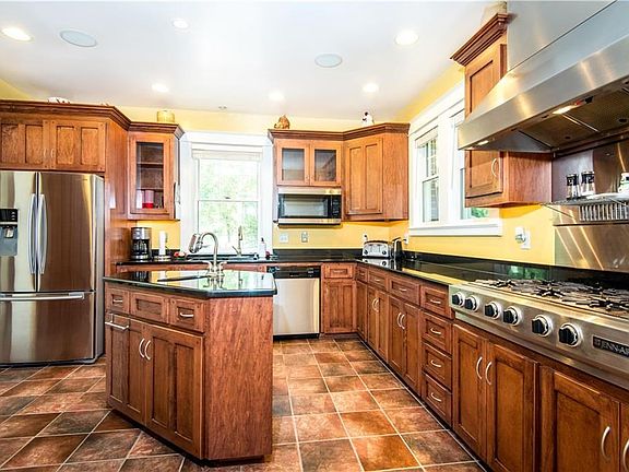 Beautiful Chef's kitchen