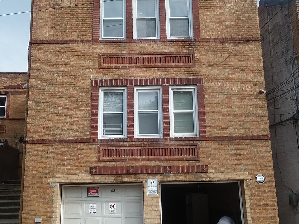 1st image of 42 Hancock St
