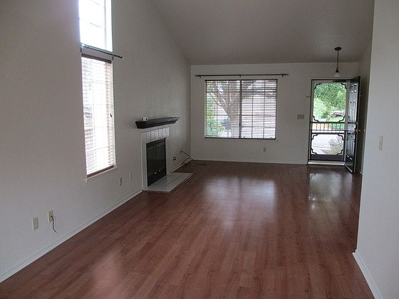 5th image of 763 Westpark