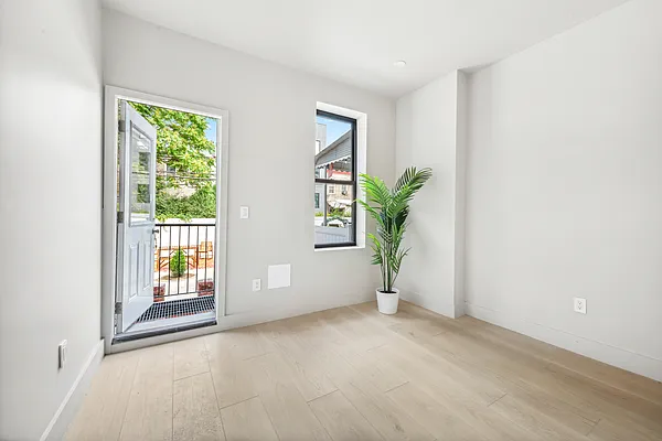 Rented by Purple Stone Realty LLC | media 5