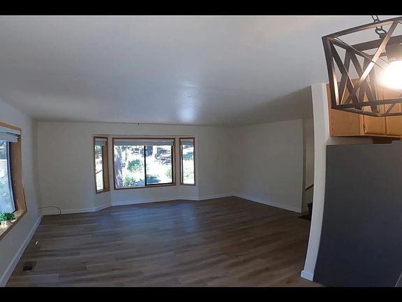 5th image of 1413 Bonanza Ave #2