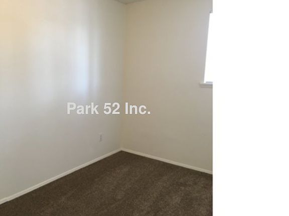 5th image of 14406 Pacific Ave S APT 13