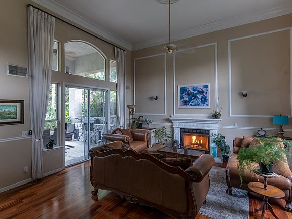 5th image of 2578 Celeste Ave