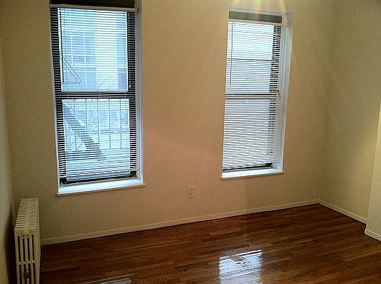 3rd image of 332 E 91st St APT 2R