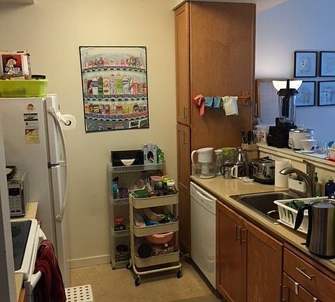 3rd image of 330 Berry St Unit 524