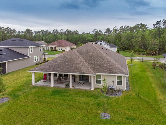 3rd image of 30 Ashford Lakes Dr